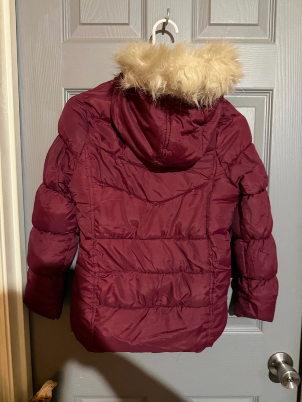 Juicy Couture Girls Burgundy Puffer‎ Jacket with Faux Fur Trim - Picture 6 of 12